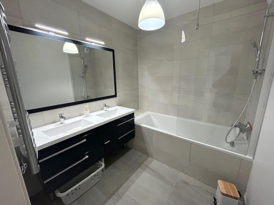 Prestige View 103 Apartment เอซ ภายนอก รูปภาพ
